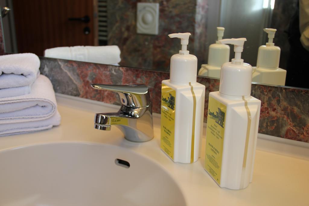 Landhotel Loewenbruch Room photo