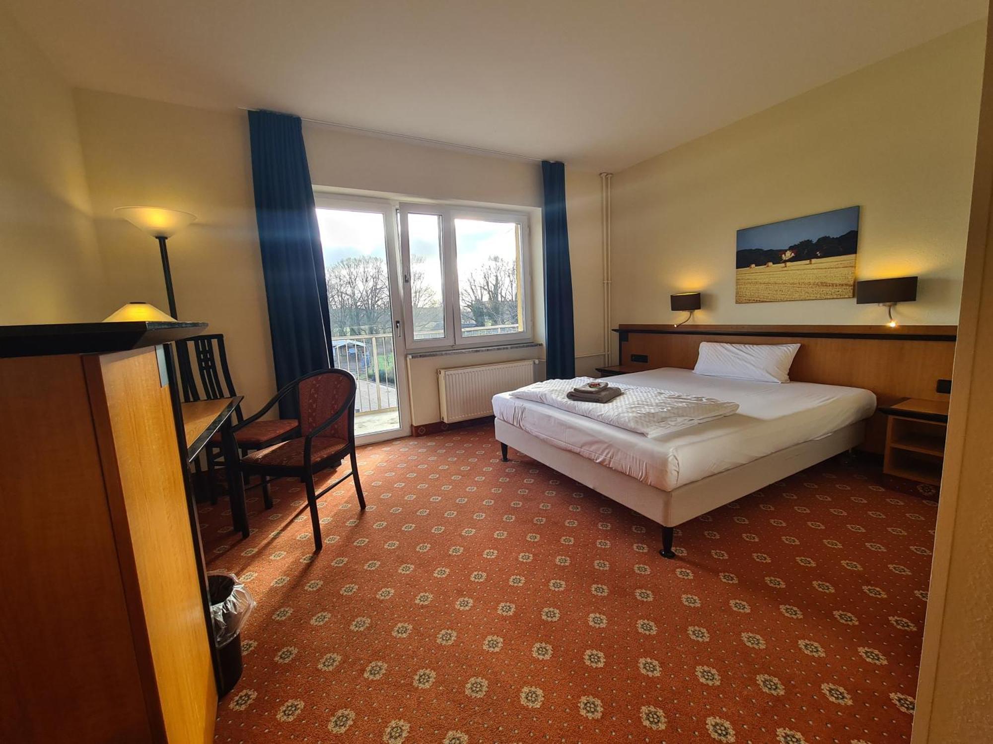 Landhotel Loewenbruch Exterior photo