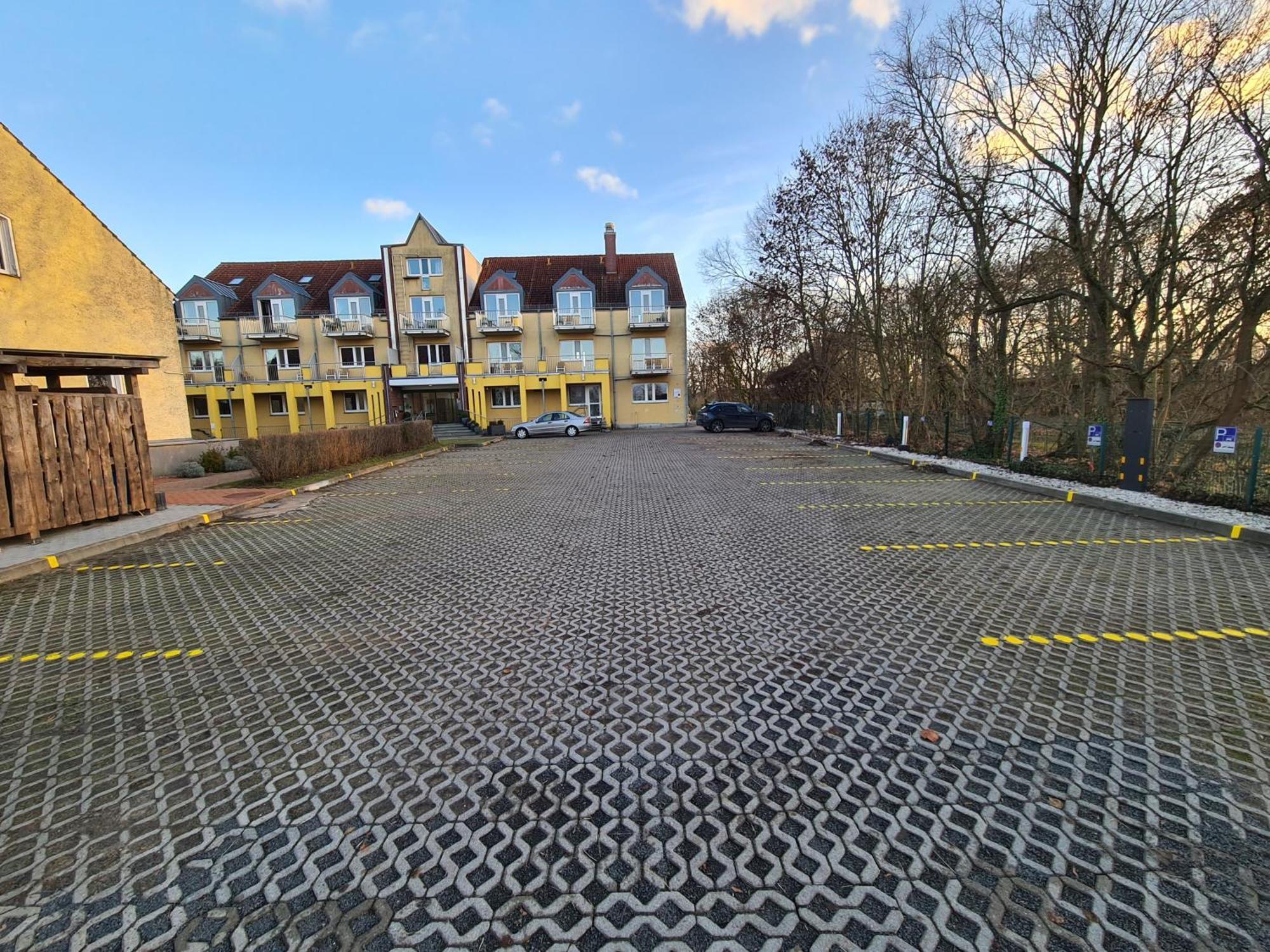 Landhotel Loewenbruch Exterior photo
